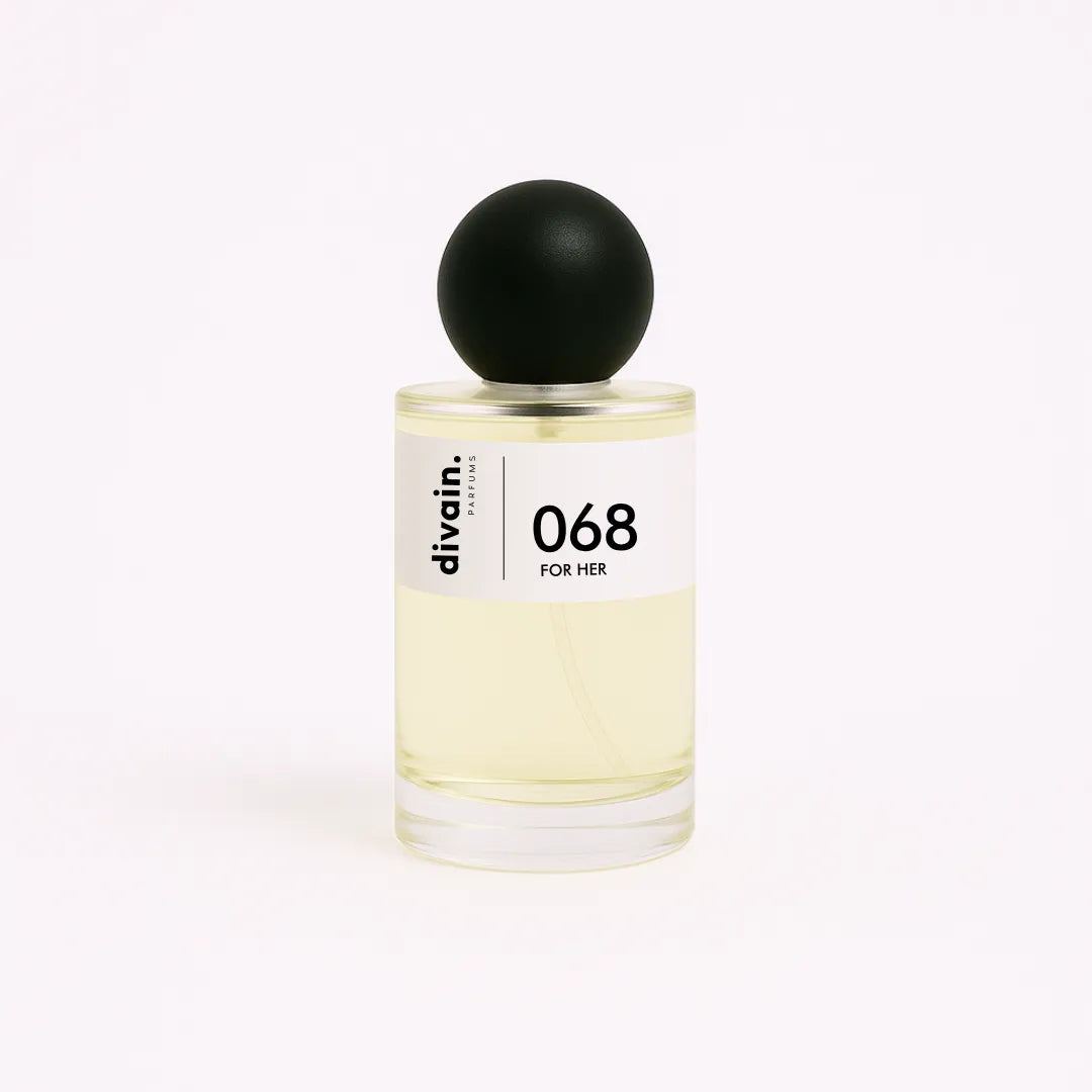 Divain women's equivalent perfume bottle.068