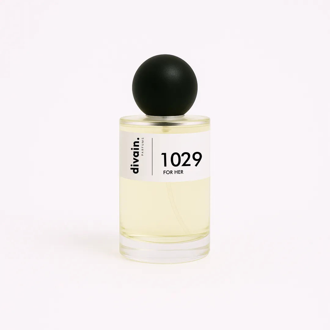 Divain women's equivalent perfume bottle.1029