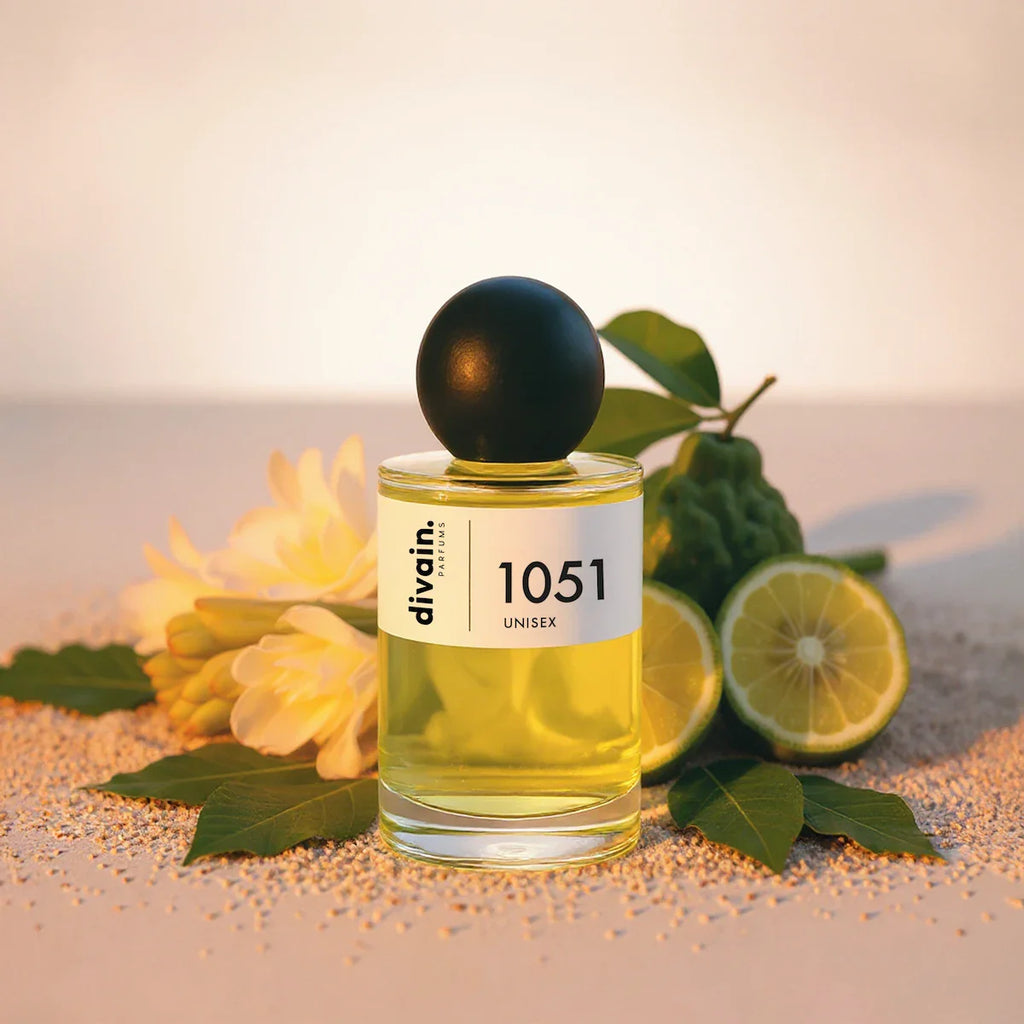 Divain.1051 unisex perfume bottle with citrus and herbal undertones.
