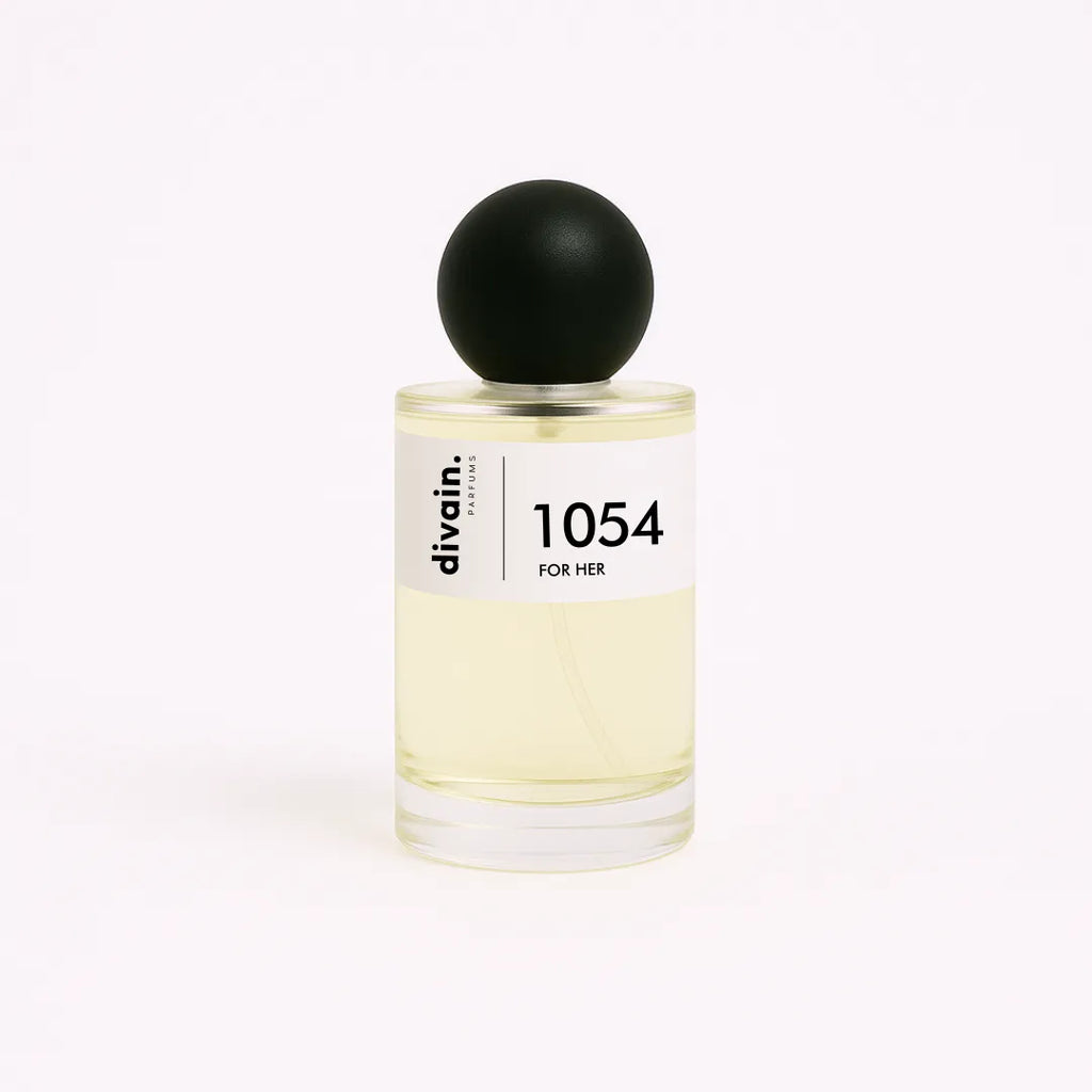 Divain women's equivalent perfume bottle.1054