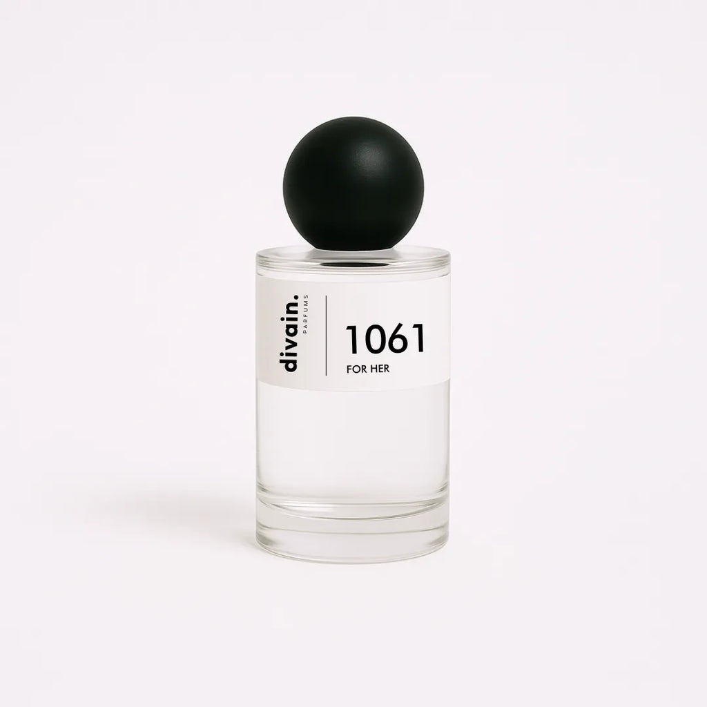 Divain women's equivalent perfume bottle.1061