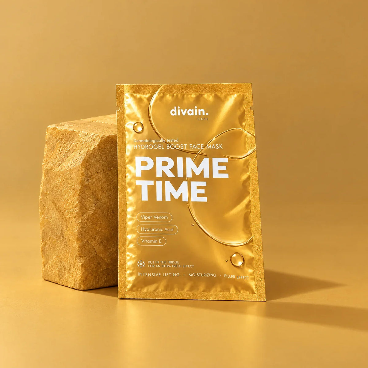 Prime Time hydrogel mask by divain. Care on a gold background