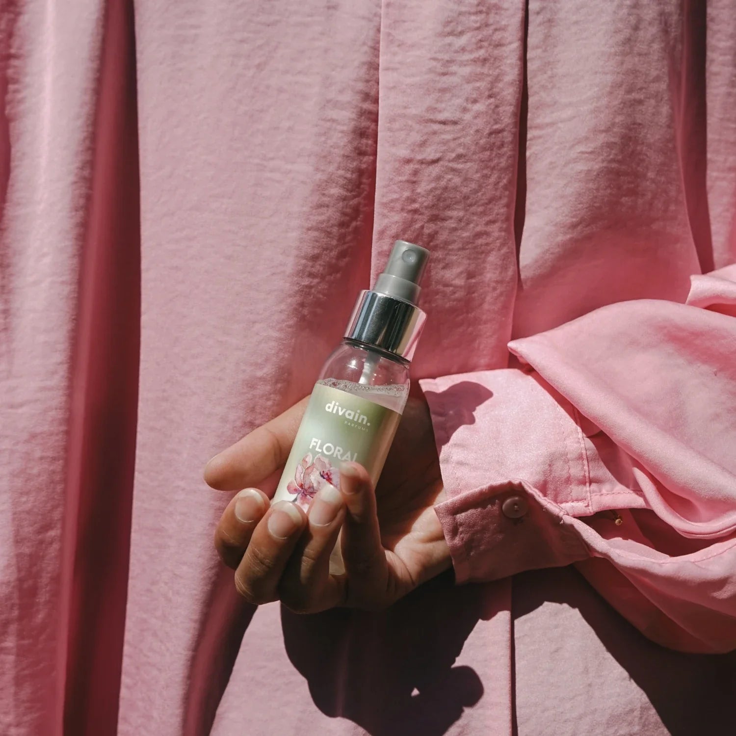 Floral Fragrance Primer | divain