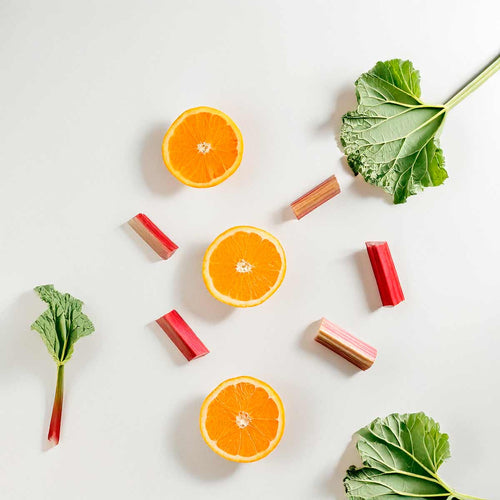 Citrus and green olfactory notes with orange, rhubarb and fresh leaves
