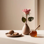 Sweet floral aromatic accord with rose, dried fruit and honey