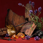 divain.1318 smell like Bergamot, plum liqueur and saffron, Lavender, clary sage and orange blossom, Amber, tobacco and benzoin