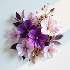 Bouquet of violets and gardenias representing the olfactory notes of the perfume.