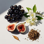 Blackcurrants, fig and jasmine represent the olfactory notes of the perfume.